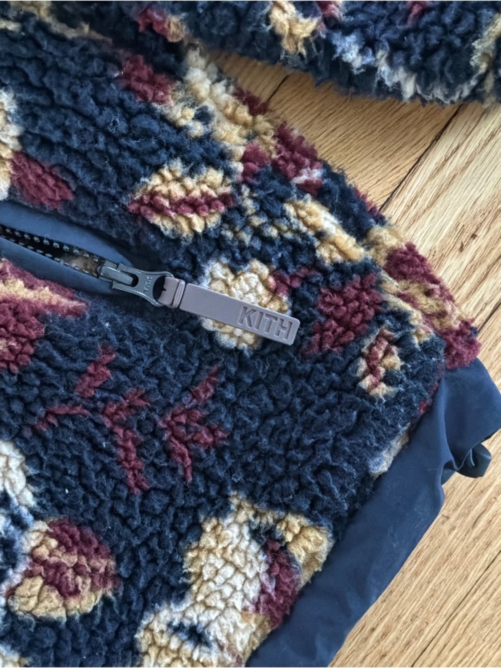 Kith Pinehurst Sherpa Navy and Cream Floral Teddy Jacket Unisex - Picture 5 of 8